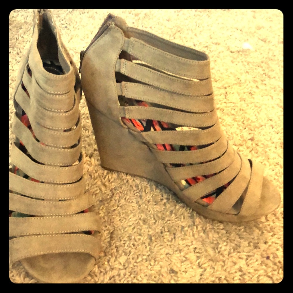 Madden Wedges